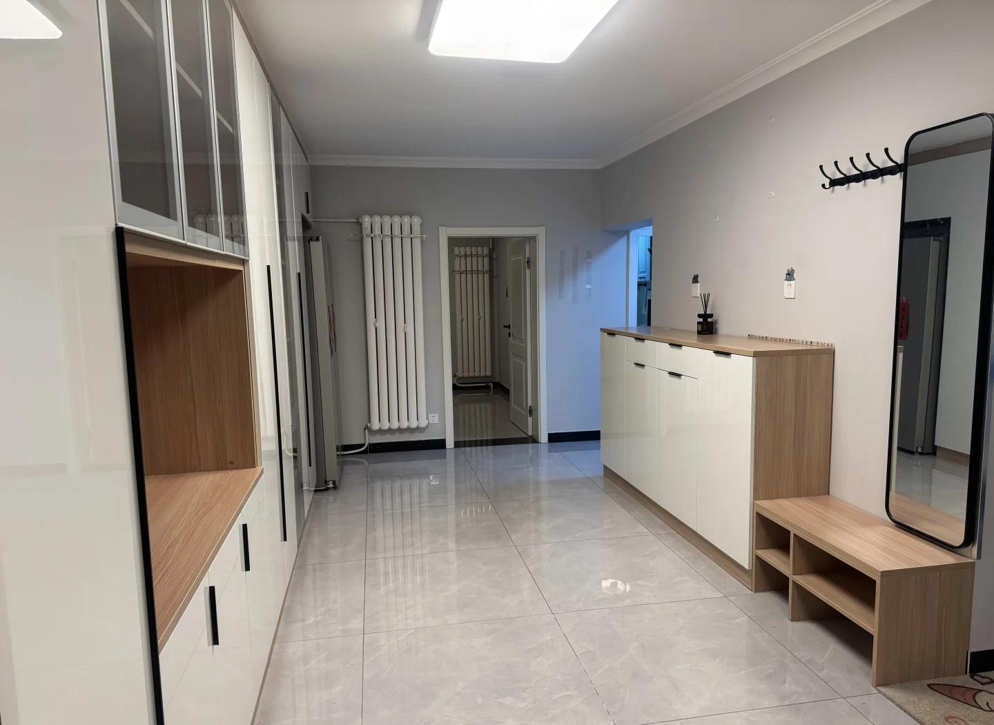 尚品宅配精裝婚房出租